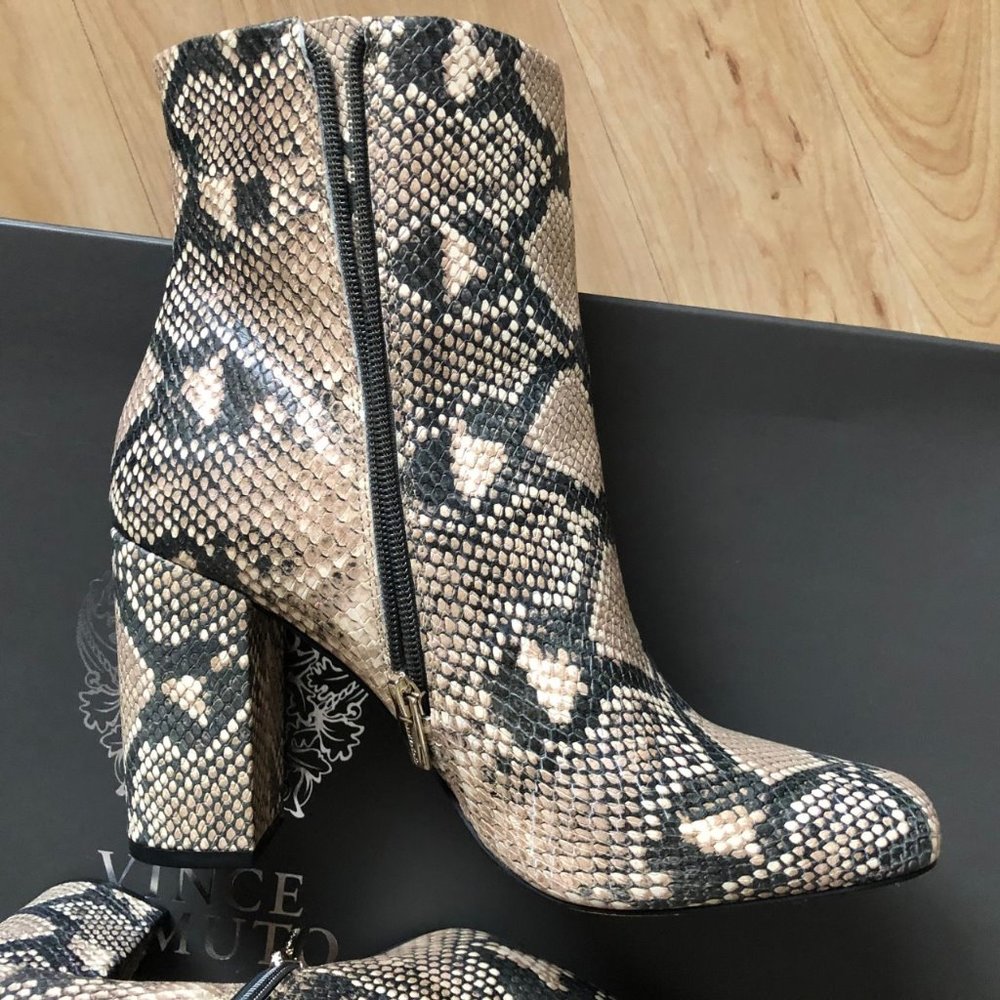 Vince Camuto "Dannia" Bootie Python Print Size 9 - image 6